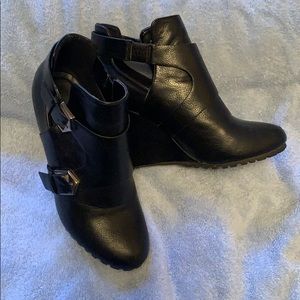 Black Janie’s by Shoe Dazzle